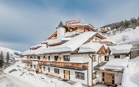 Appart&Chalet Montana Hochfügen (Contactless Stay)